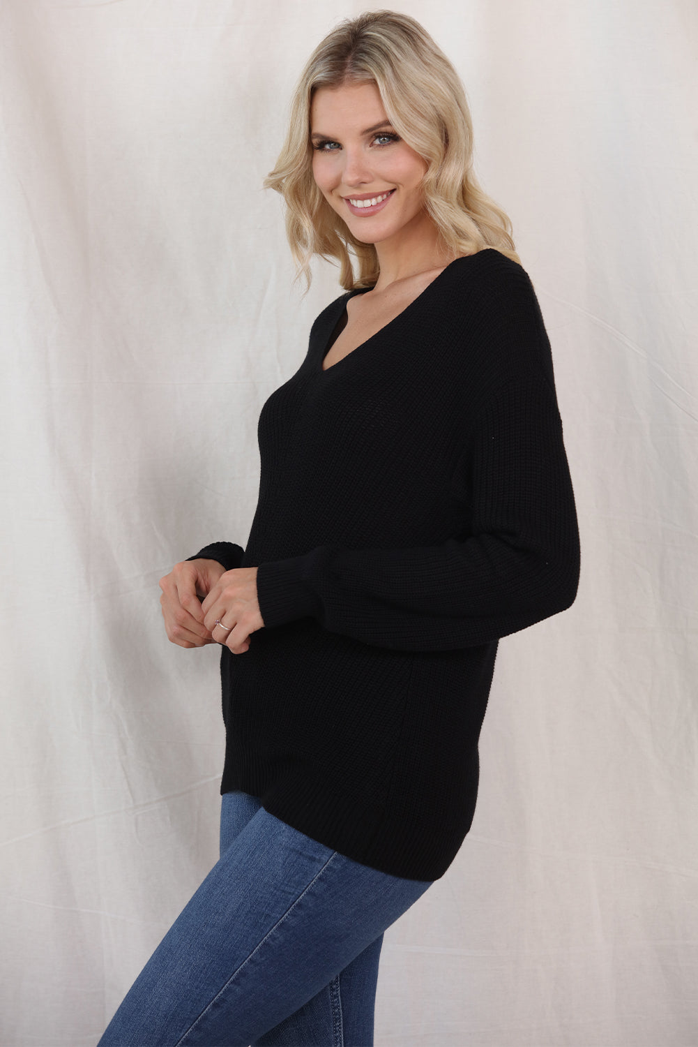 Mandie V-Neck Knit Top